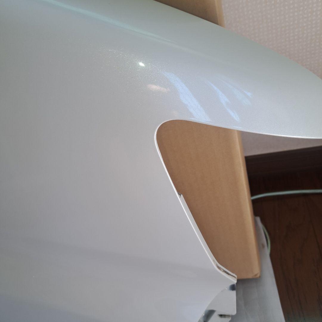 ダイハツ★タントカスタム★LA600S ★右フェンダー★純正ホワイト★良品