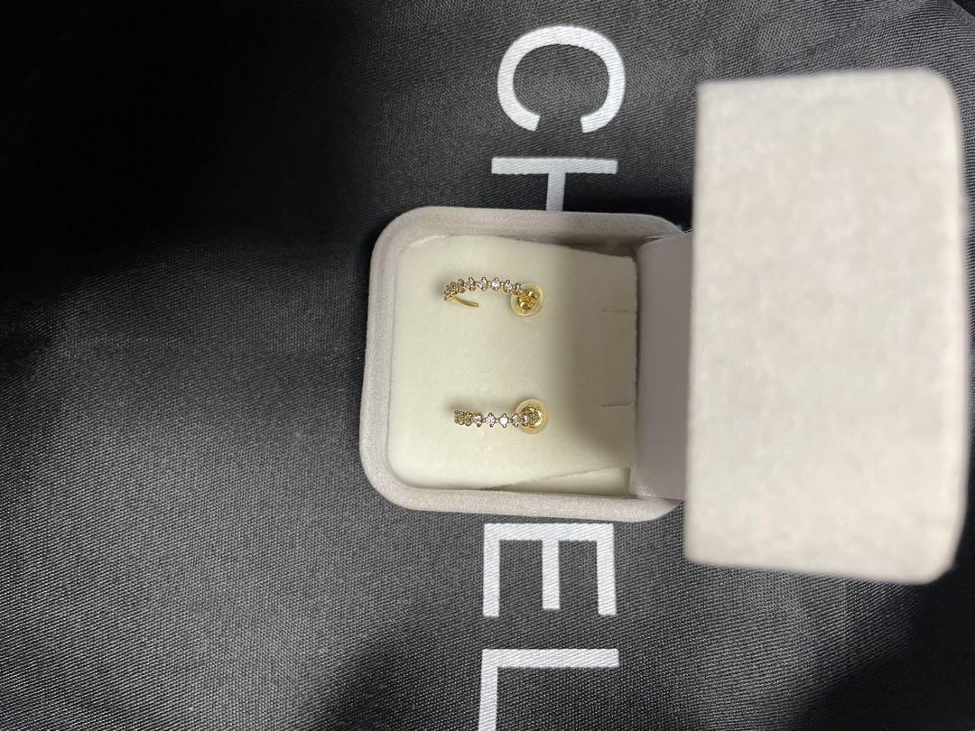 ✨K18 ダイヤピアス✨