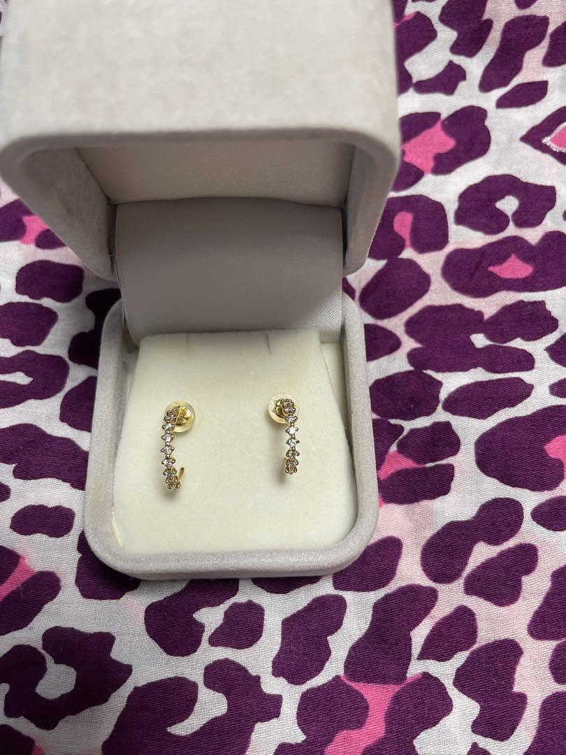 ✨K18 ダイヤピアス✨