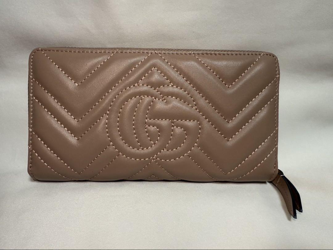 GUCCI キルティング 長財布