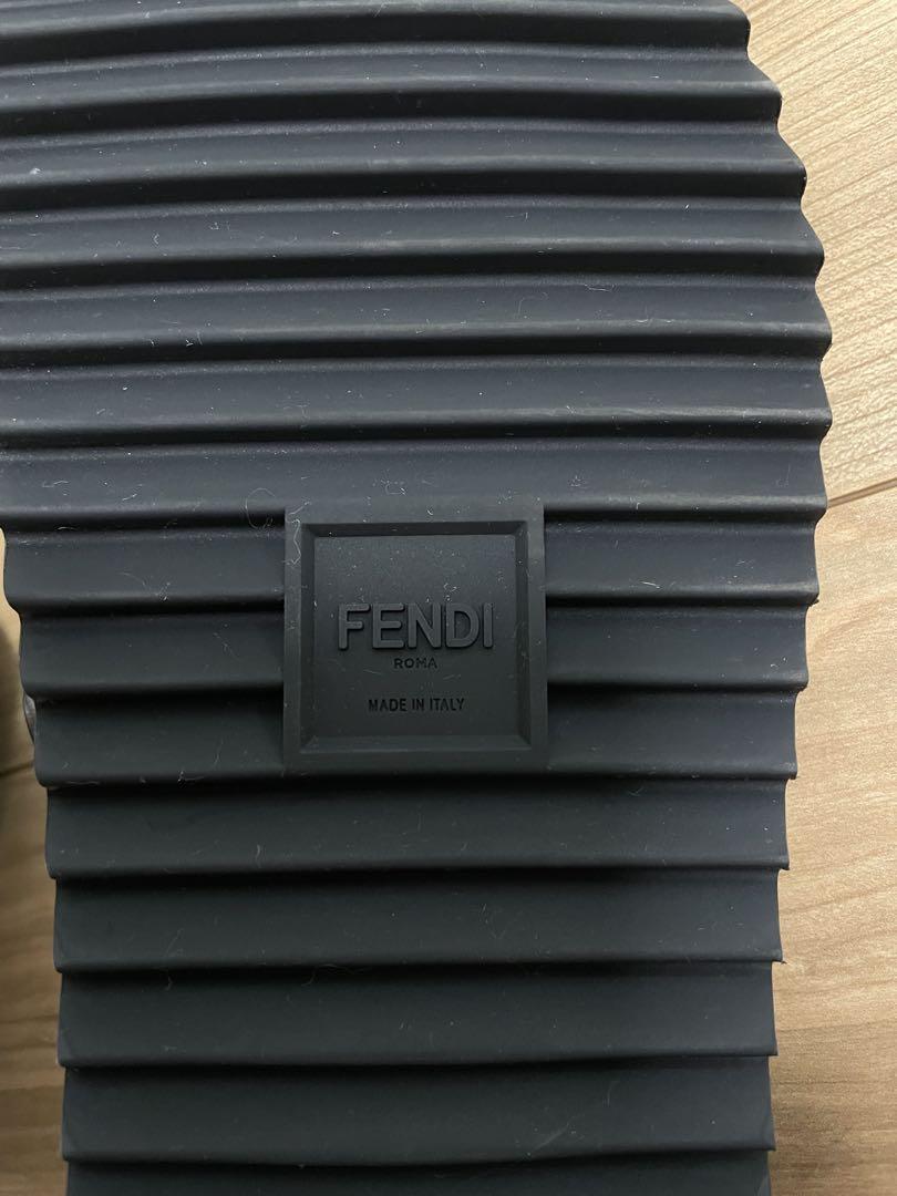 【FENDI】エンボス加工 ズッカ柄 クロスベルト サンダル 27cm
