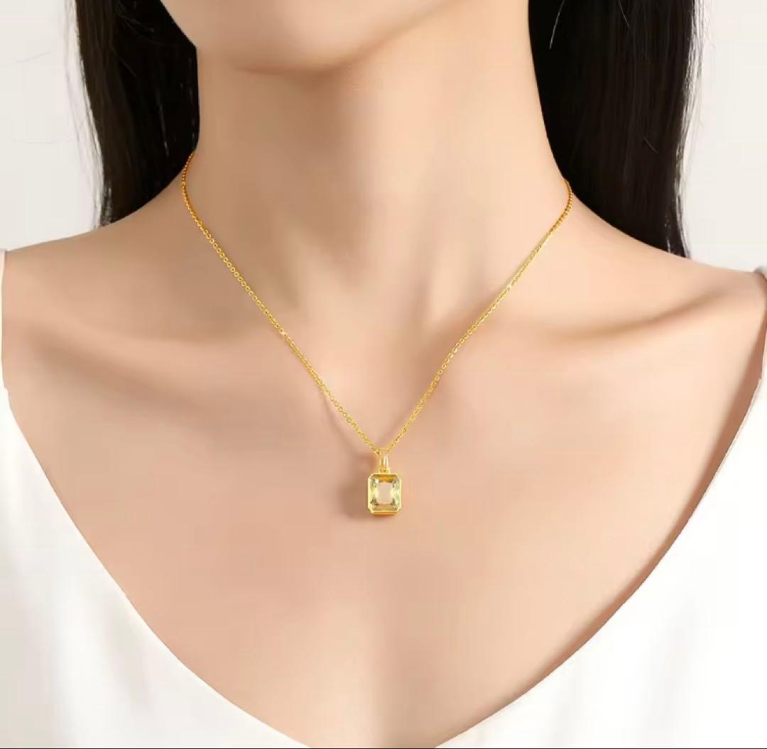 【新品未使用】K18 最高級ジルコニア イエローゴールド ペンダントトップ 【新品未使用】K18 最高級ジルコニア イエローゴールド ペンダントトップ