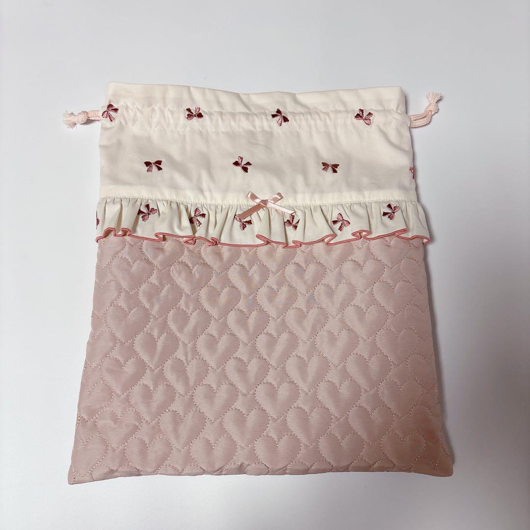 ✾A-mama✾様 レッスンバッグ ヌビ ハート キルト りぼん 刺繍