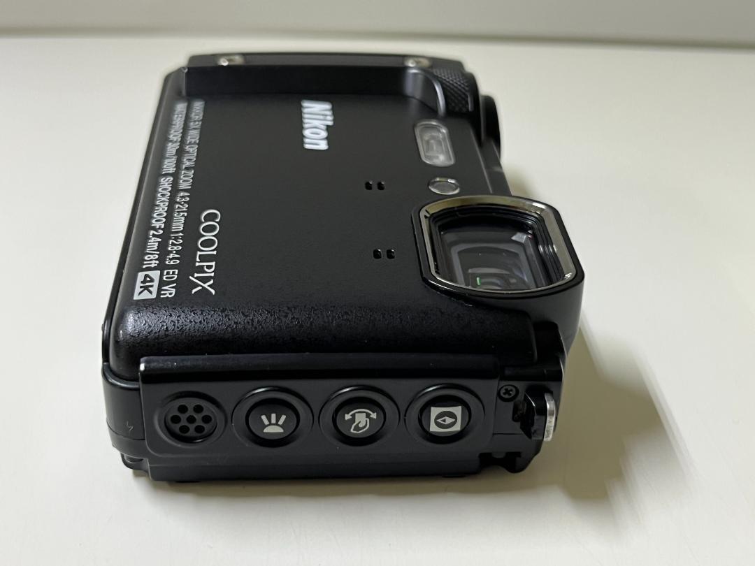 【中古美品】　Nikon　COOLPIX W300　シリコンジャケットオマケ付