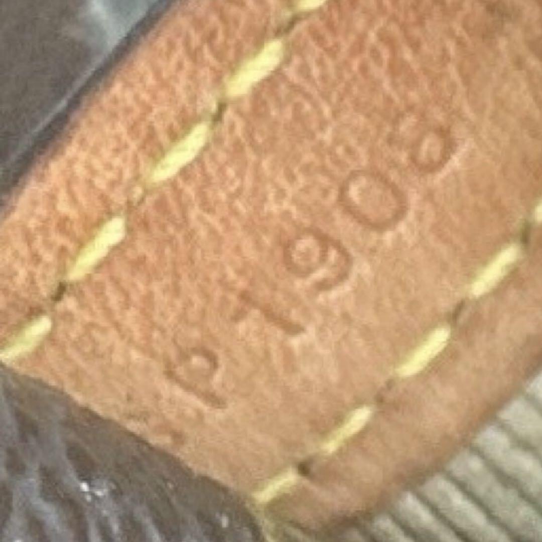 LOUIS VUITTON ルイヴィトン リポーター PM クロスボディ