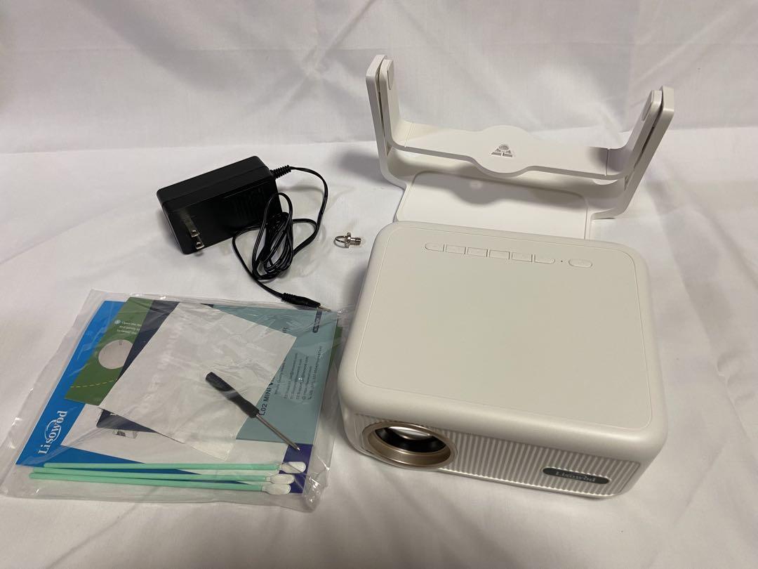 【天井投影可能】4K対応プロジェクター、スピーカーセット 天井投影可能】4K対応プロジェクター、スピーカーセット
