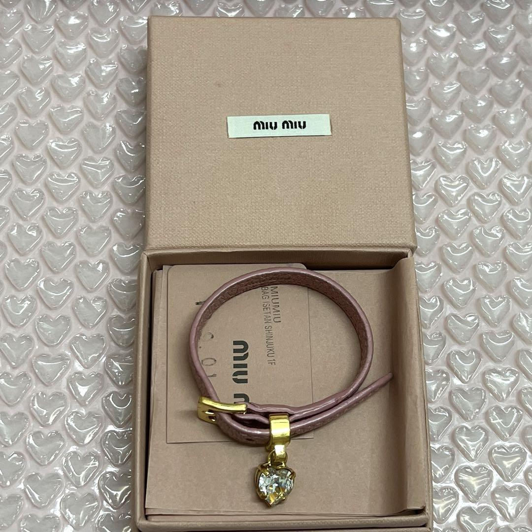 miu miu ハートビジューブレスレット