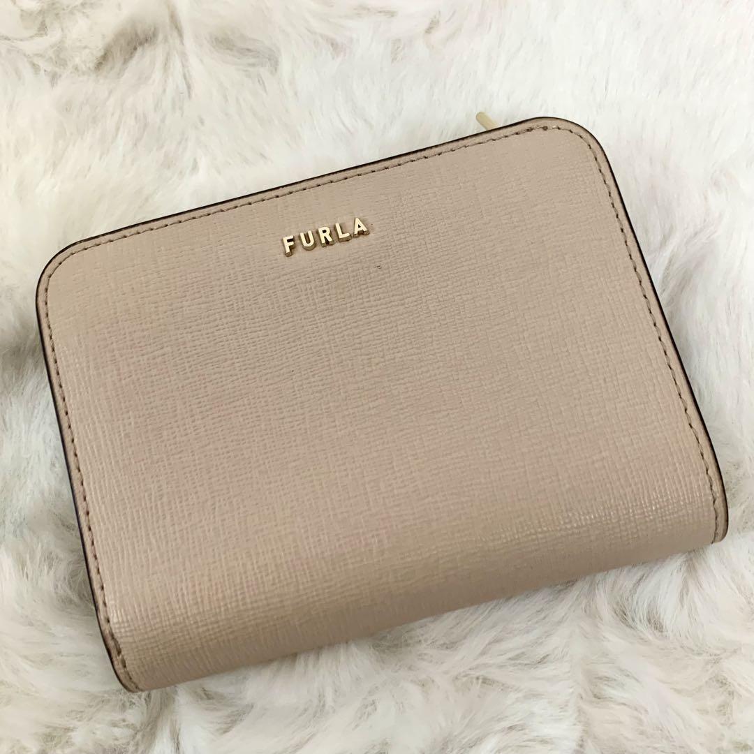 美品　FURLA フルラ　二つ折り財布　ベージュ