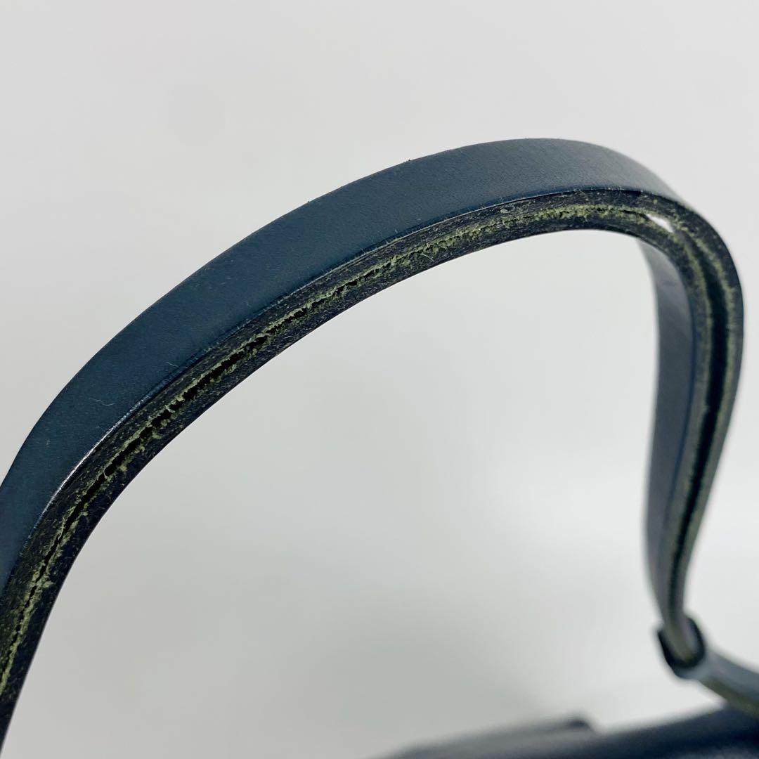 イルビゾンテ　 ショルダーバッグ　 2way　 メダル　ネイビー　フラップ