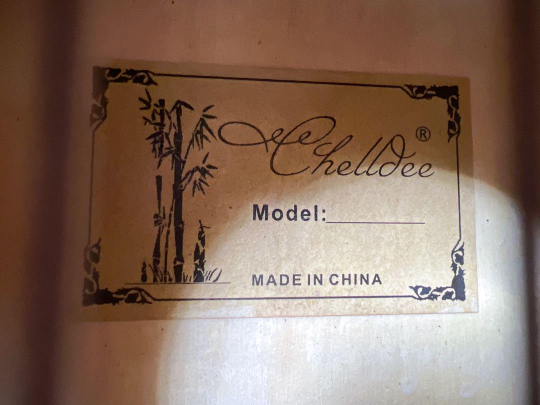 CHELLDEEアコースティックギター