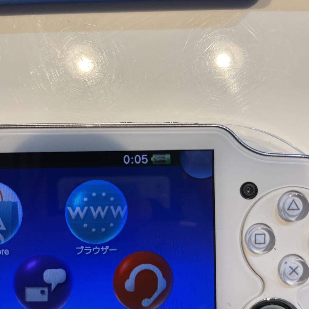 PSVita 本体 Amazon | PlayStation Vita Wi-Fiモデル カーキ/ブラック (PCH