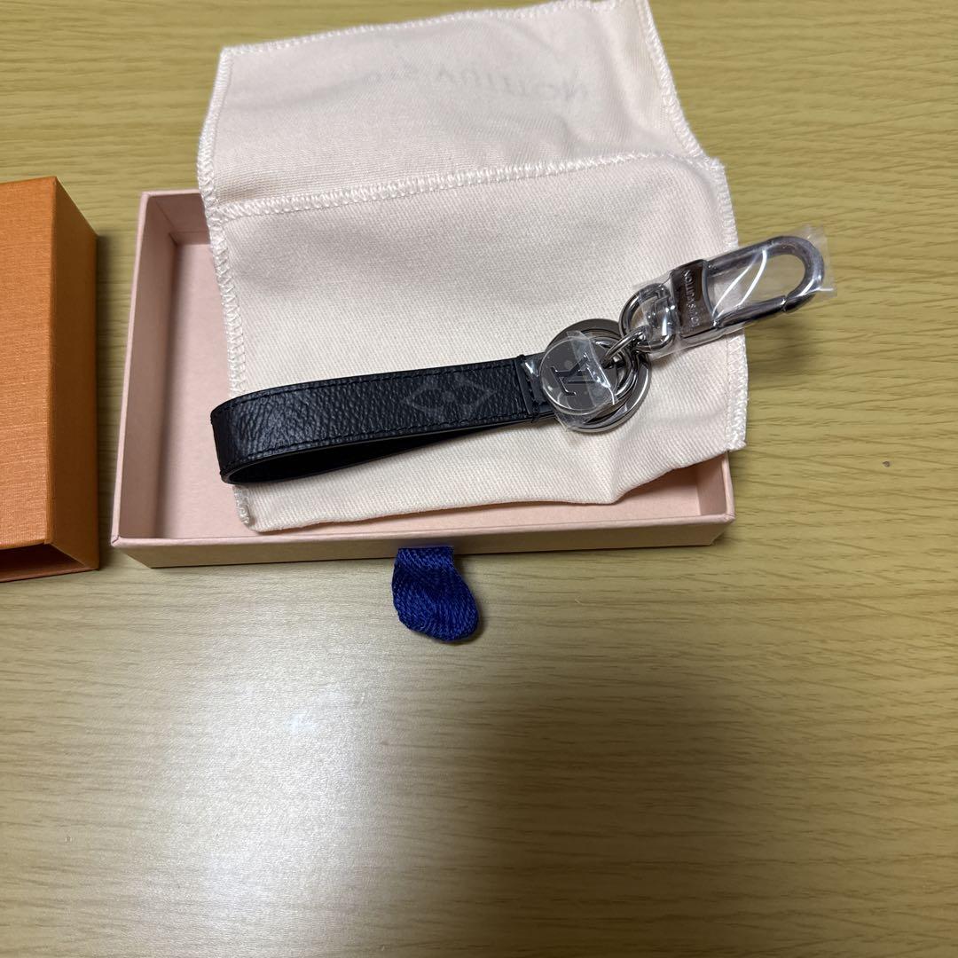 LOUIS VUITTON ブラックレザー キーホルダー