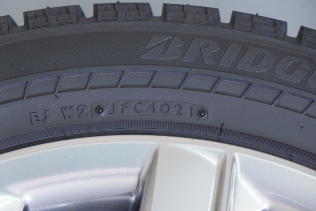レクサス LS 500/500h 純正 ブリザックRFT 245/50R19
