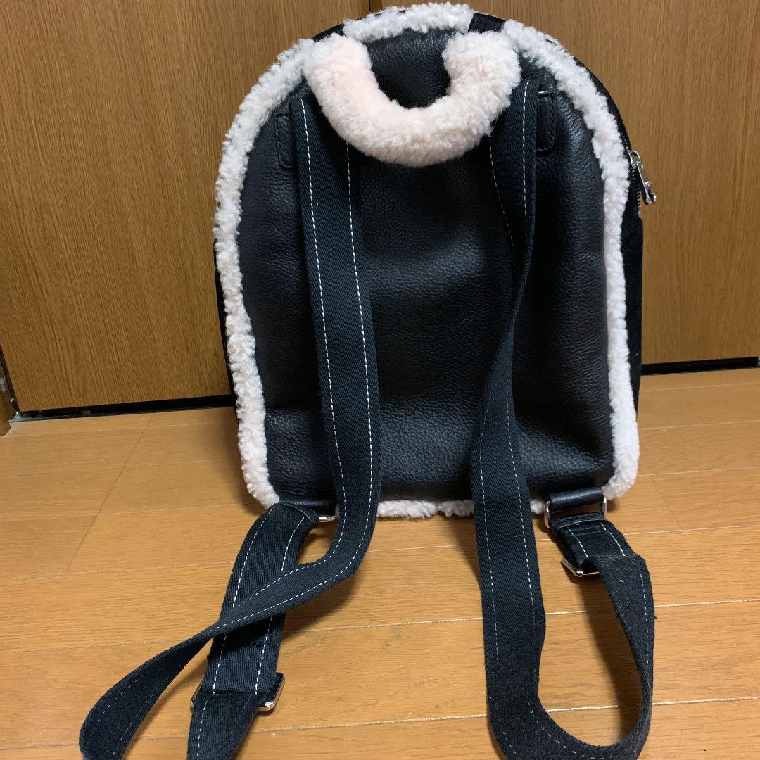 類似性 圧倒的 是正する ugg リュック - duoviceversa.com