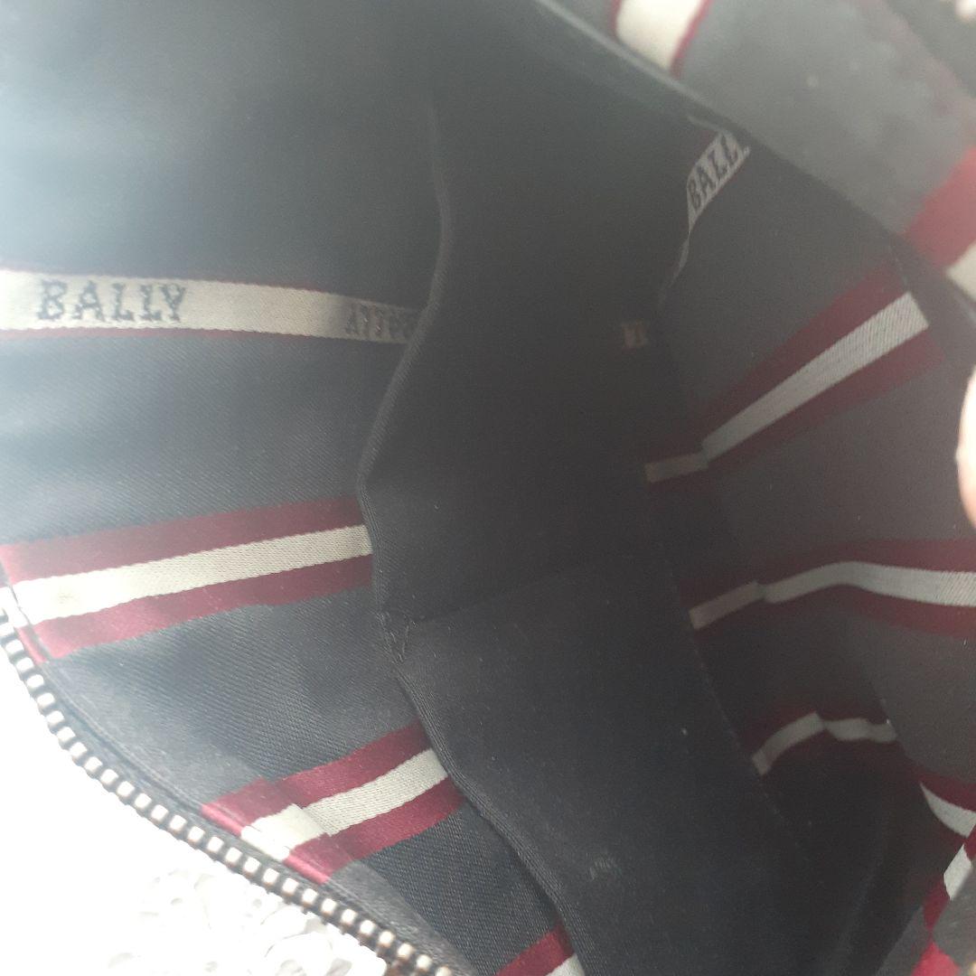 おお値下げしました。BALLY(バリー)ブラックレザーショルダーバッグ