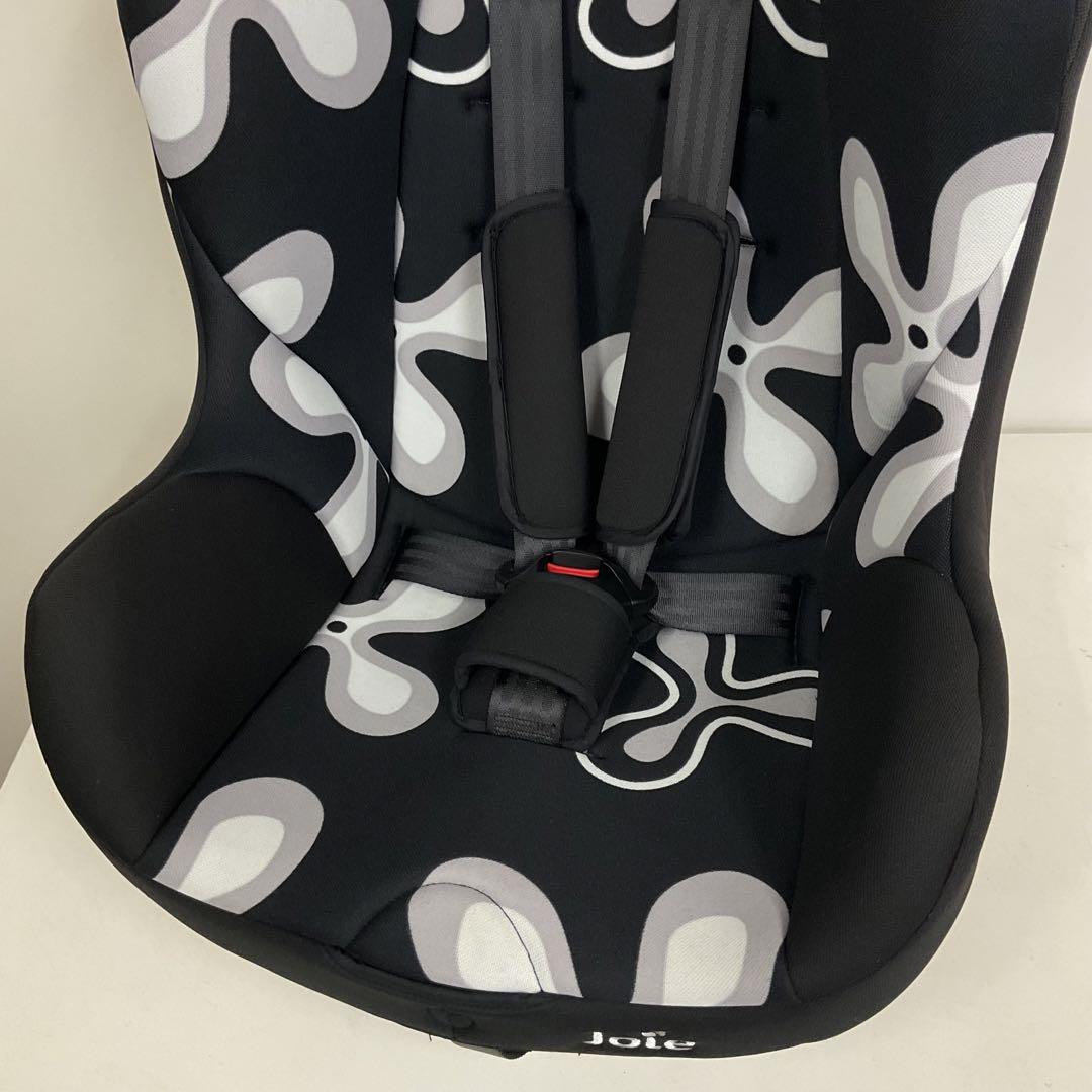 美品！Joie 新生児対応 軽量＆簡単取付 チャイルドシート Tilt チルト