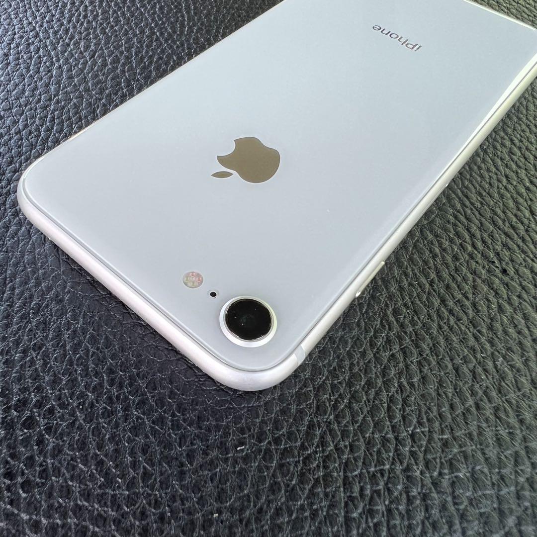 画面美品iPhone 8 64GB SIMフリー画面、背面割れなし- event.csgb.f5.si