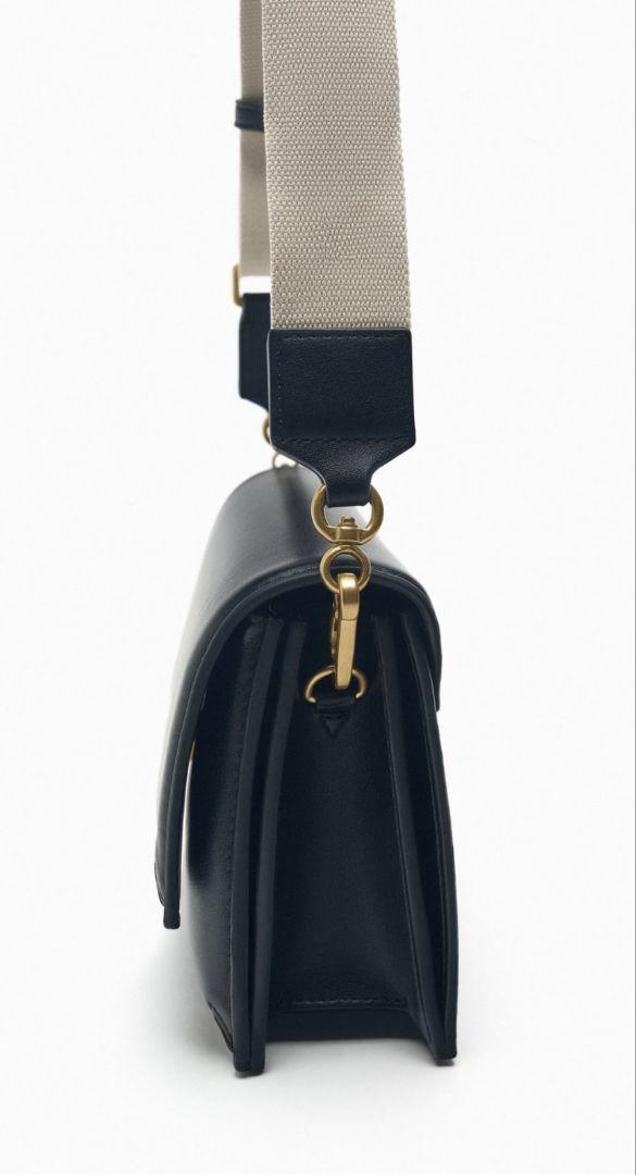 . ZARA フラップクロスボディバッグ