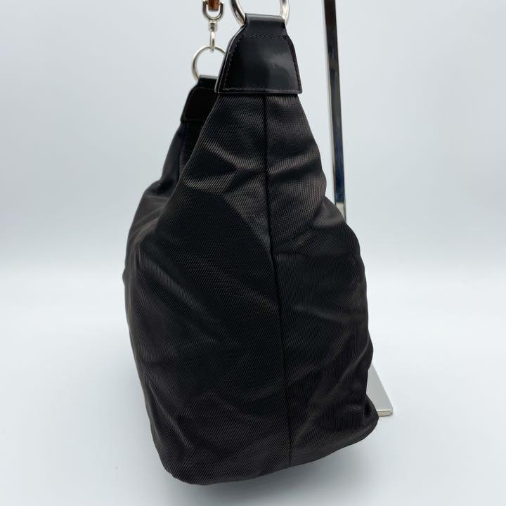 【美品】GUCCI バンブー 巾着 2way ワンショルダーバッグ ナイロン GUCCI グッチ バンブー 2WAY ナイロン ショルダーバッグ バッグ