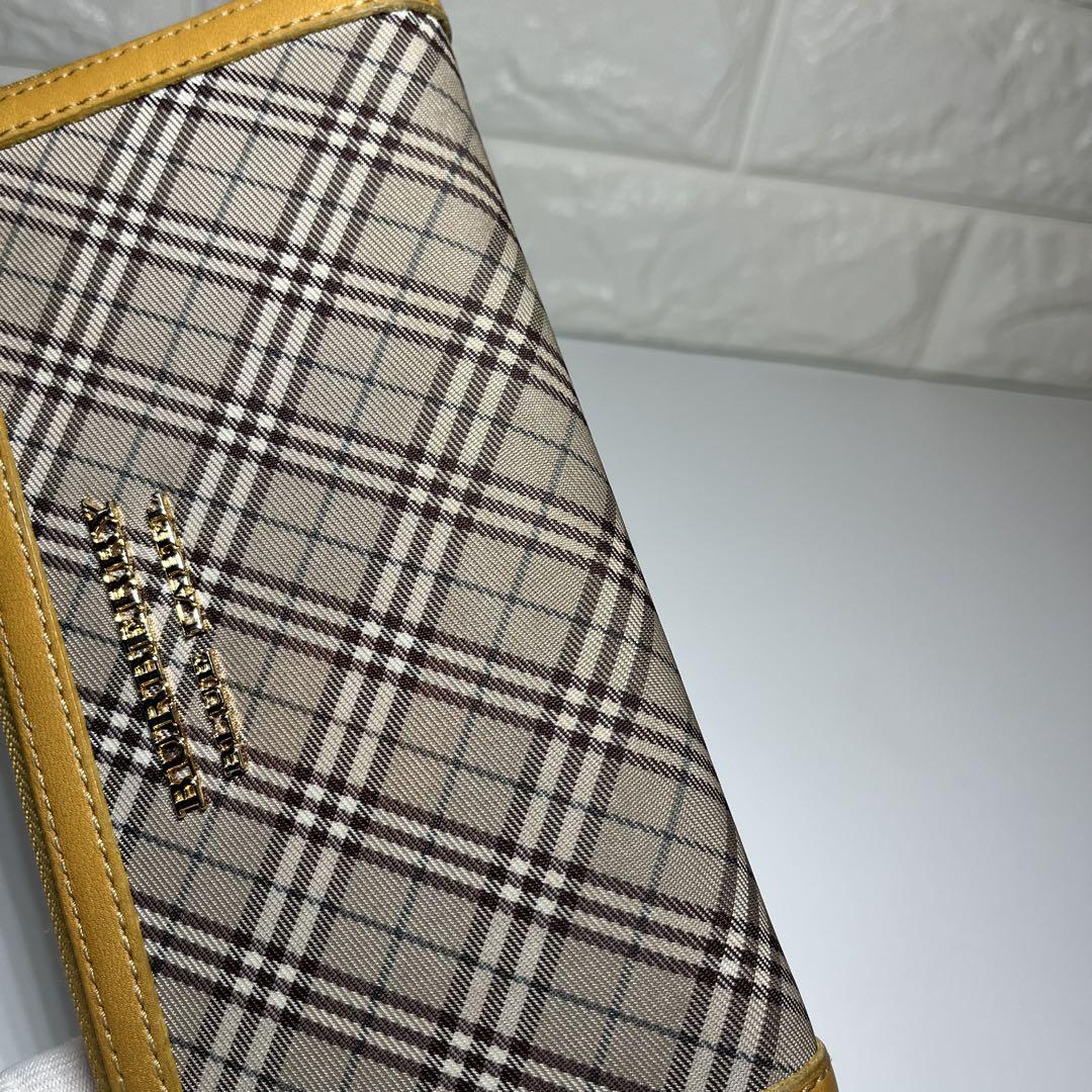 BURBERRY BLUE LABEL ノバチェック 長財布 Burberry BLUE LABEL 長財布 ノバチェック
