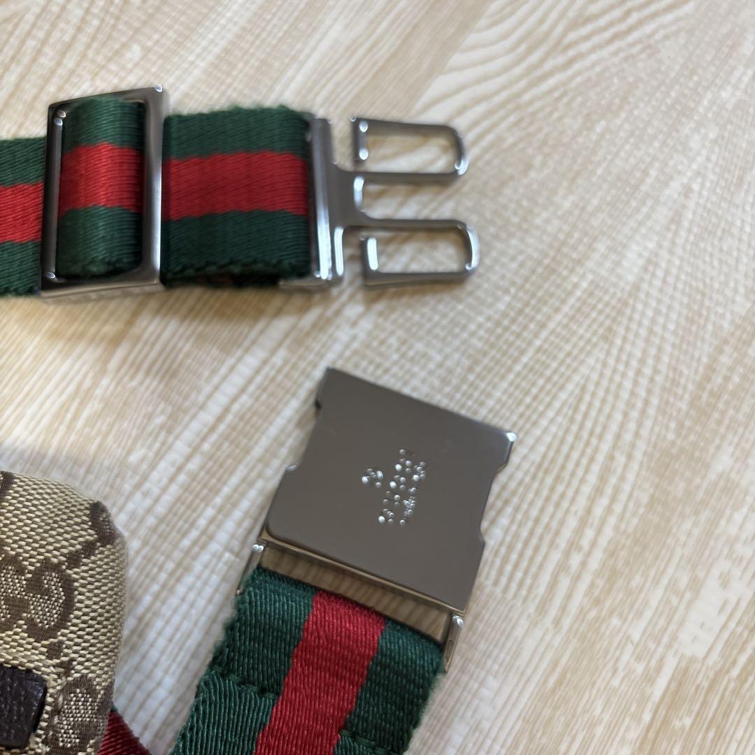 GUCCI グッチ　GGキャンバス✖︎レザー　ボディバック　シェリーライン