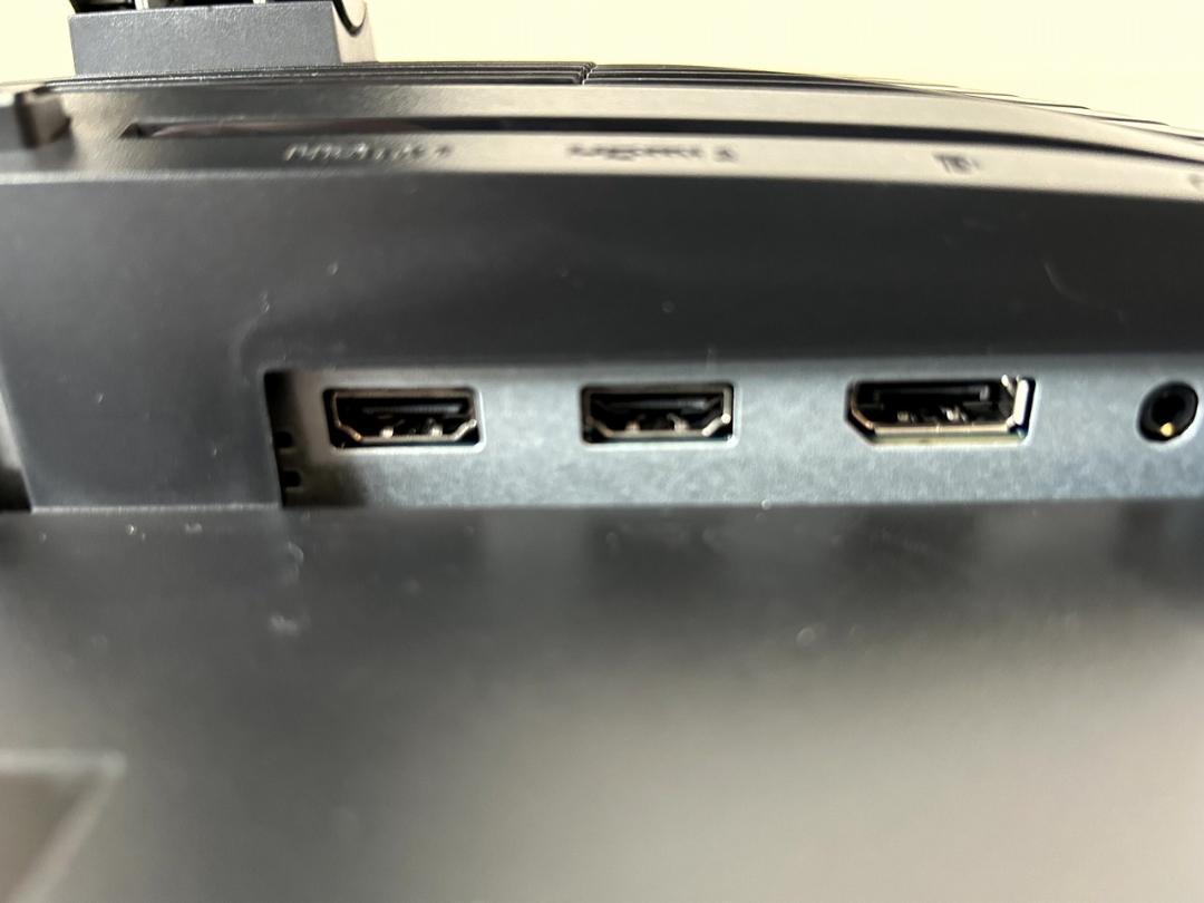 ディスプレイ・モニター本体 DELL G2422HS