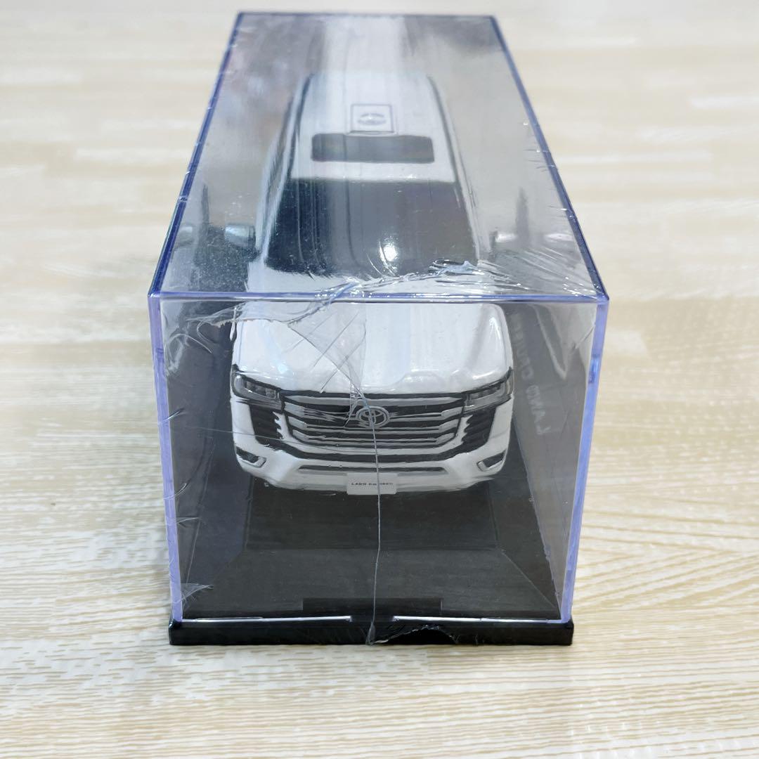 最も優遇 トヨタ ランドクルーザー300 レア 非売品 ホワイト 自動車