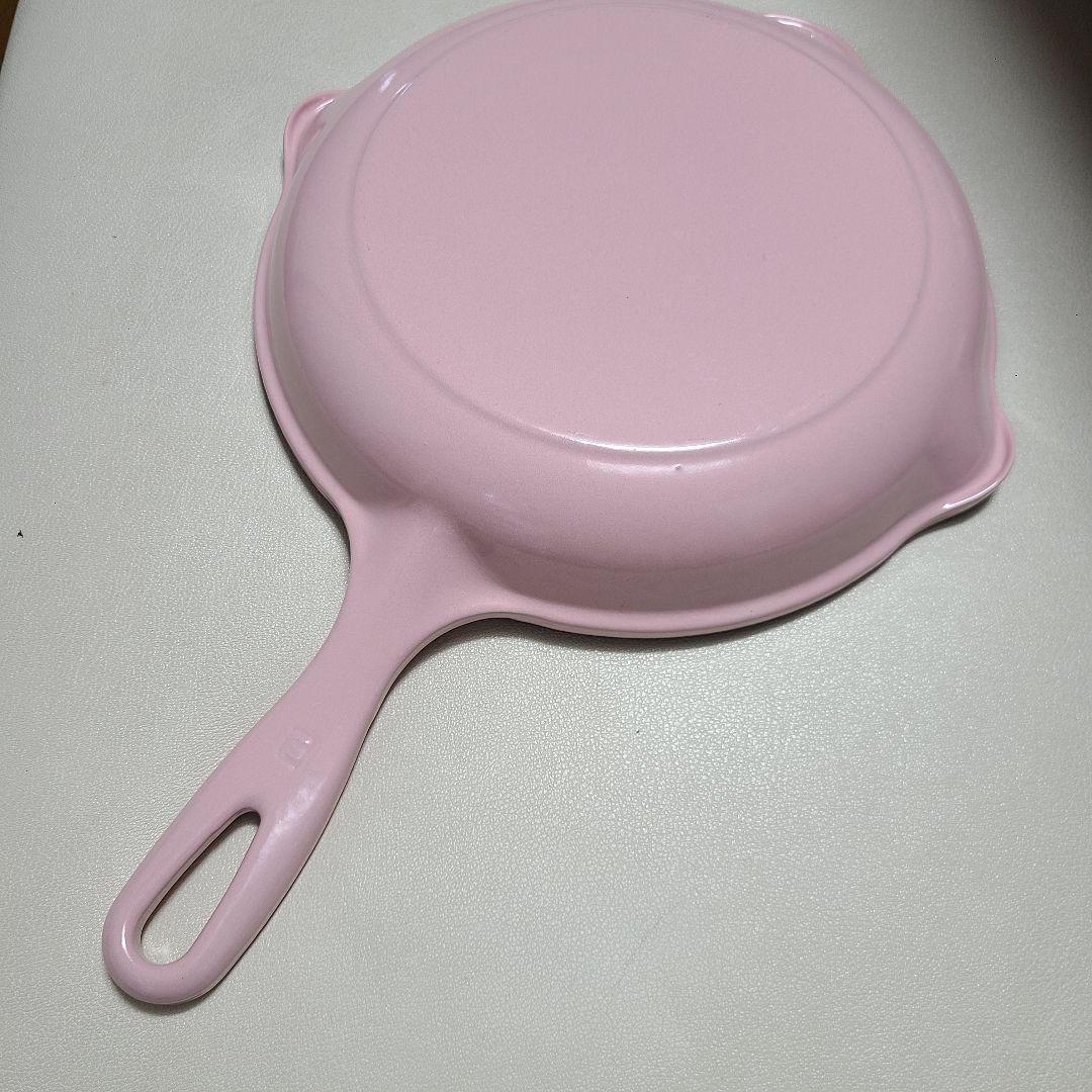 ルクルーゼ スキレット20㎝ シフォンピンク