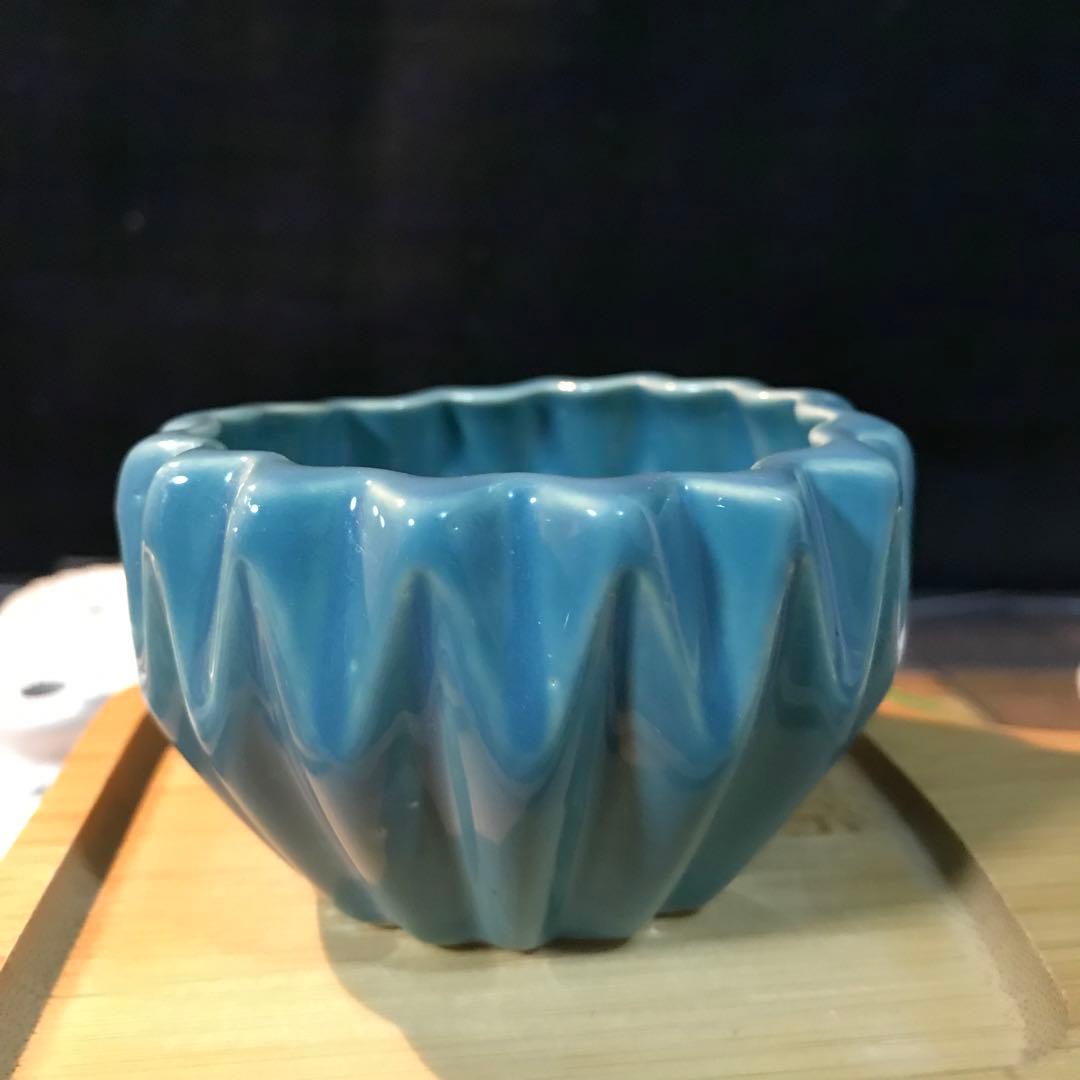 エッグスタンド