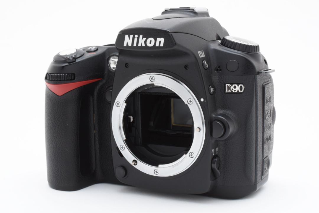 88 Nikon D90 ボディ　ショット数「16676回」 88 Nikon D90 ボディショット数「16676回」
