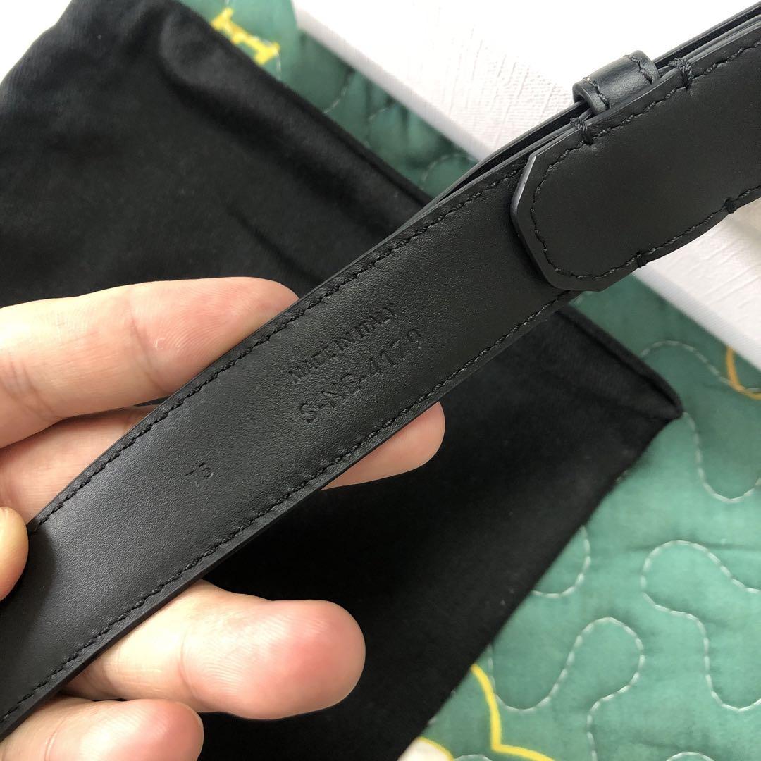 CELINE 黒 ベルト ゴールドバックル