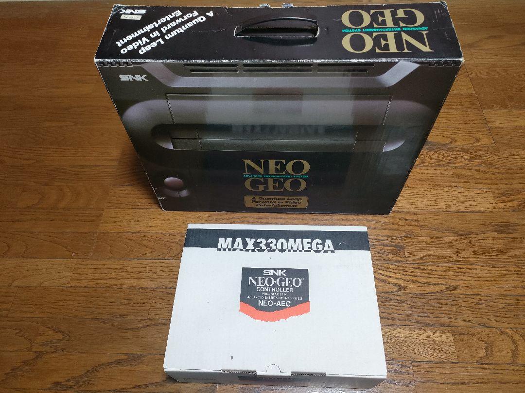 ネオジオ本体＋ジョイスティック+メモリカード 55,000円