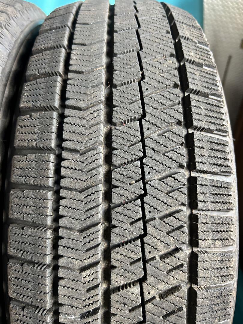 195/65R15 VRX2 中古スタッドレスタイヤ　4本セット　バリ山