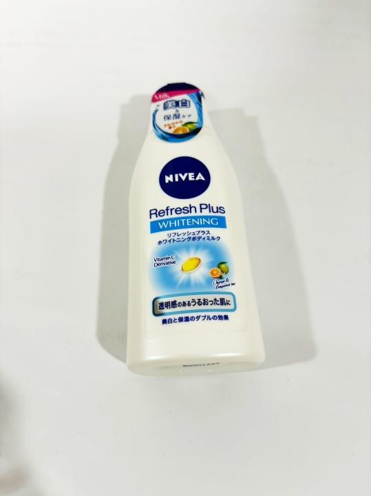 新品 3本セットニベア リフレッシュプラス 薬用 ホワイトニング 花王