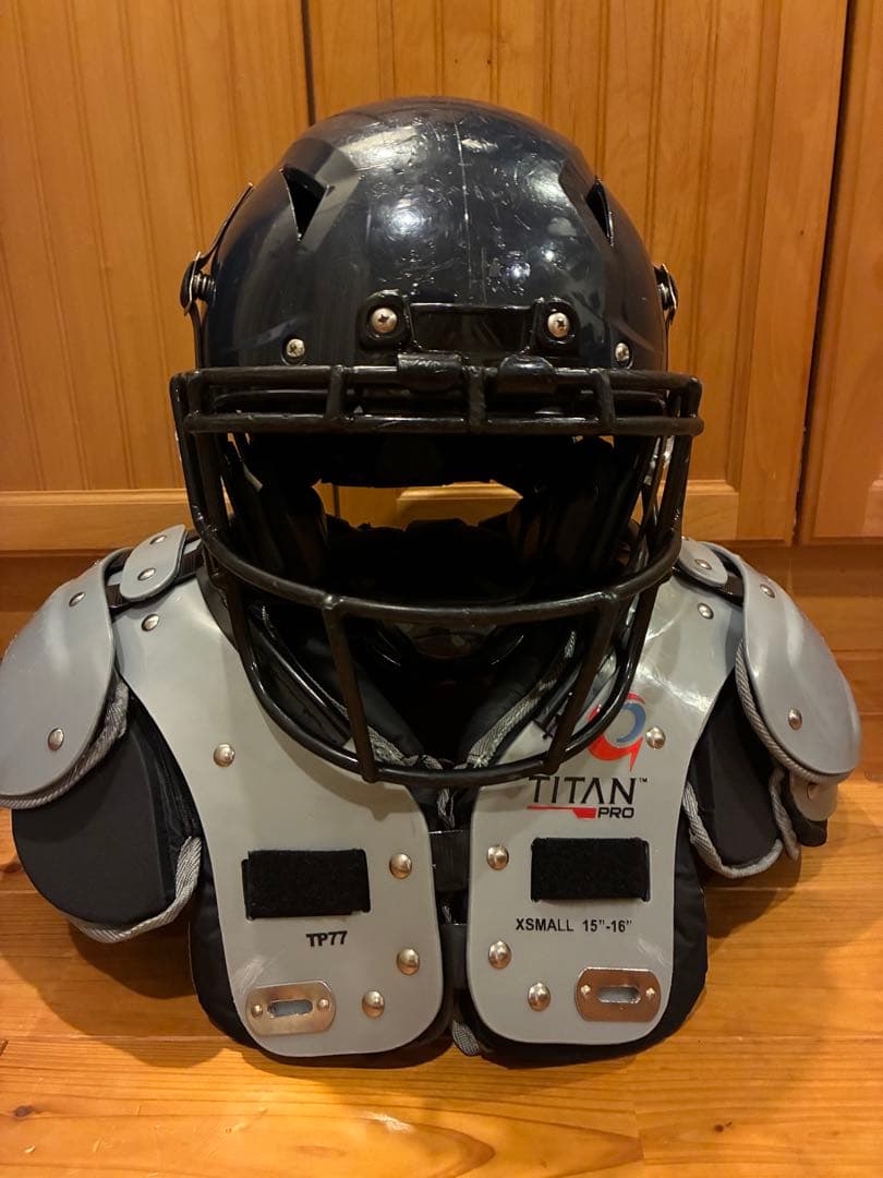 schuttヘルメット&TITANショルダー