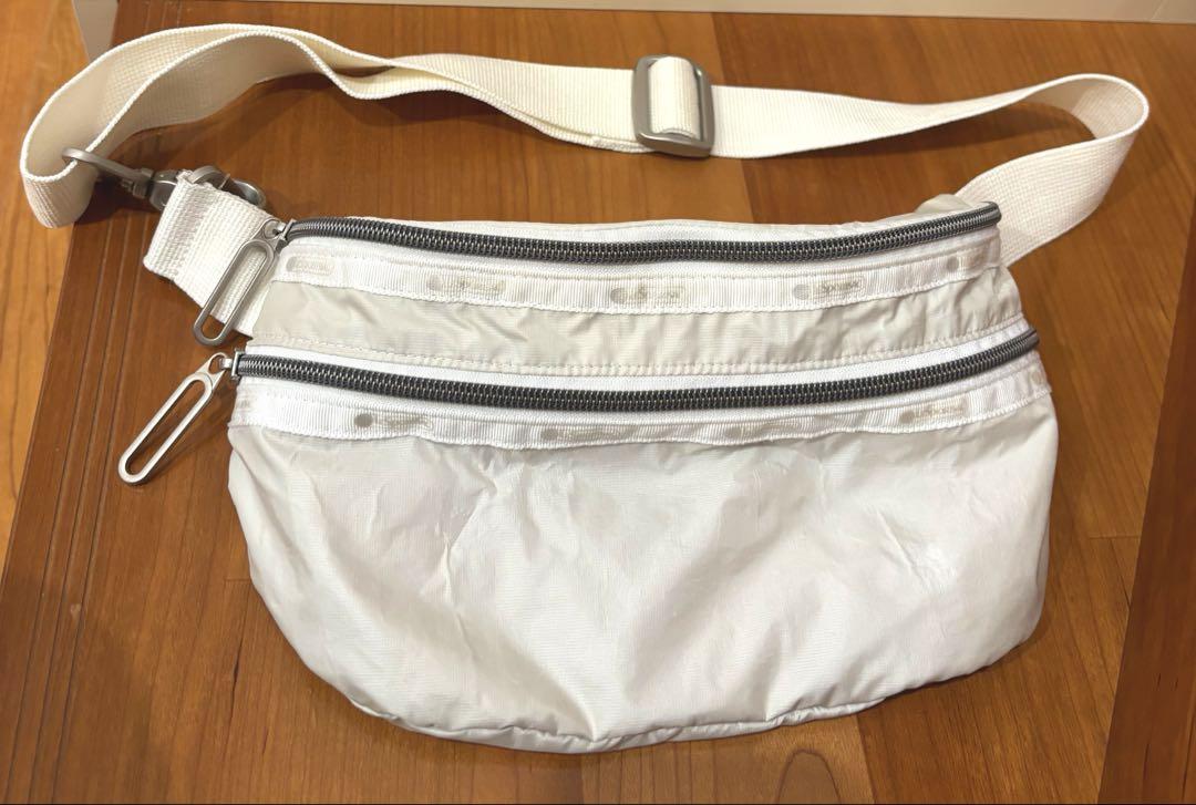 レスポートサック　LeSportsac ホワイト ボディバッグ