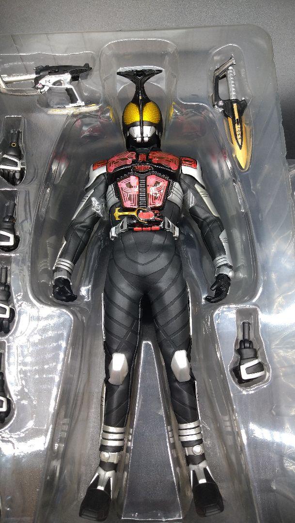 メディコム・トイ PBM 仮面ライダーカブト 仮面ライダーダークカブト