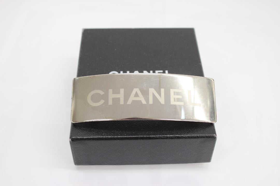 513a5 CHANEL シャネル ロゴ バレッタ ヘア留め 髪留め