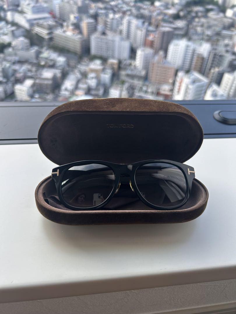 TOM FORD サングラス ブラック グラデーションレンズ ケース付き