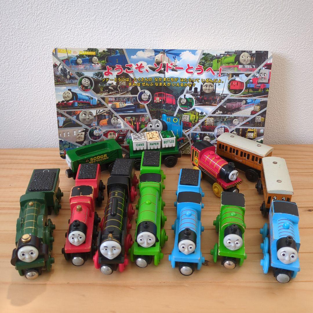 新品未開封　木製トーマス　セット きかんしゃトーマス 木製トーマス 新シリーズ 大容量セット 新品