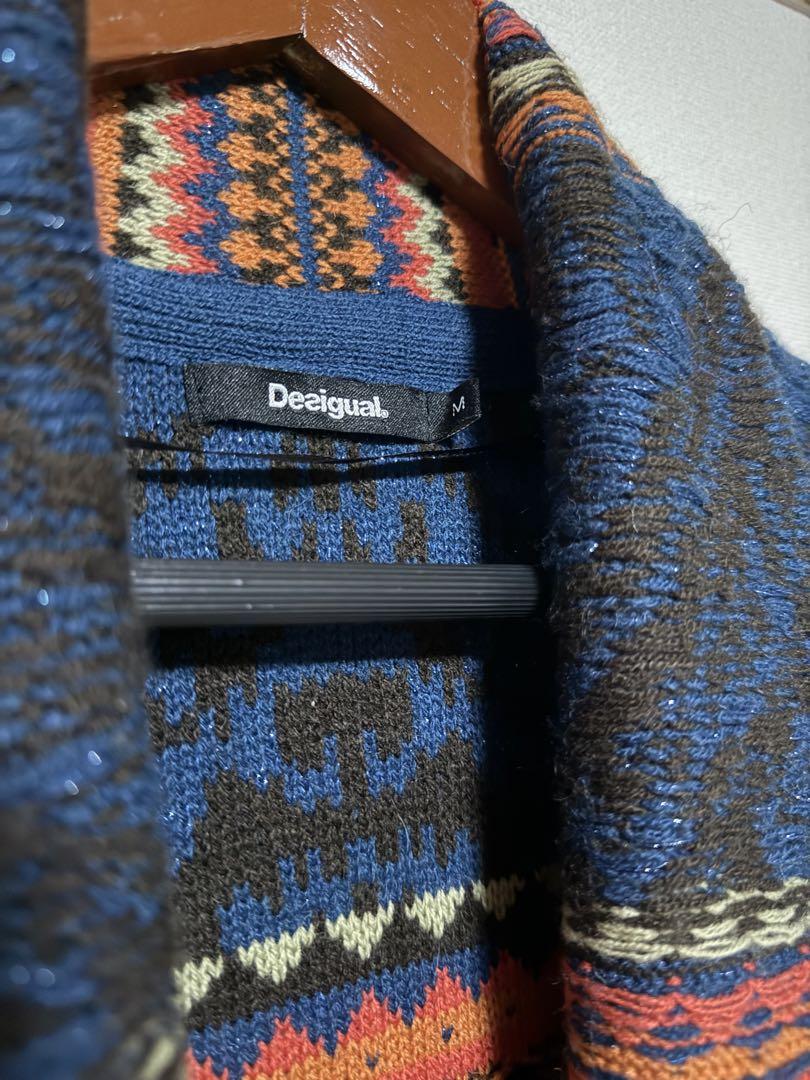 Desigual デシグアル　ニットカーディガンMサイズ Desigual デシグアル ニットカーディガンMサイズ