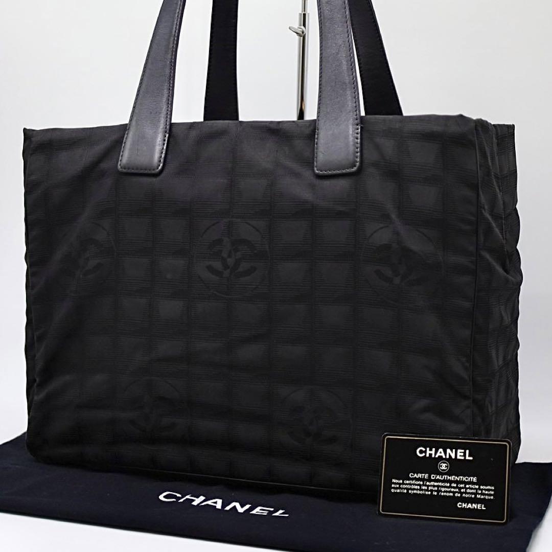 【美品】シールあり　シャネル　ニュートラベルライン　黒　トート ナイロン 美品✨ シール・カードあり シャネル ニュートラベルライン 黒