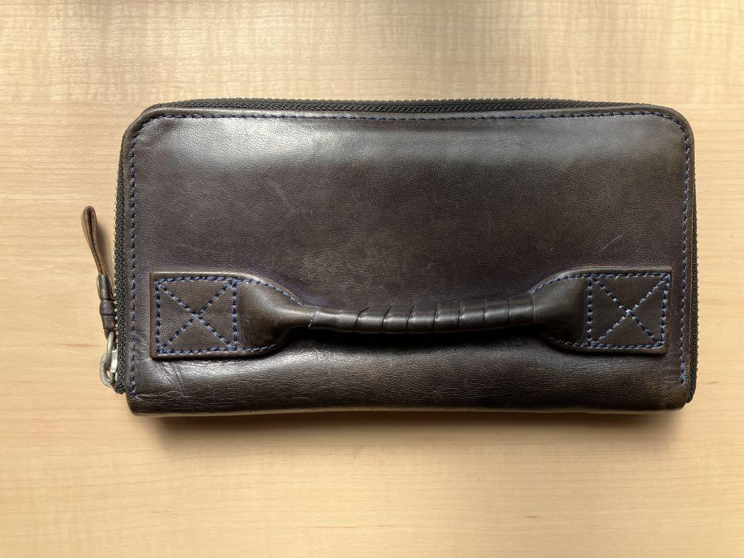 コーネリアンタウラス ジップウォレット 財布