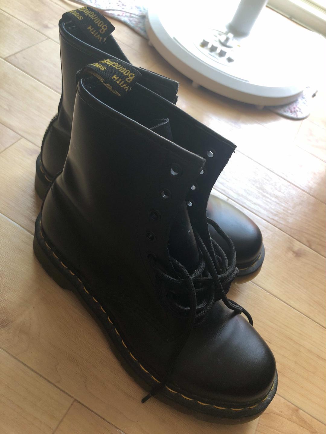 Dr. Martens
