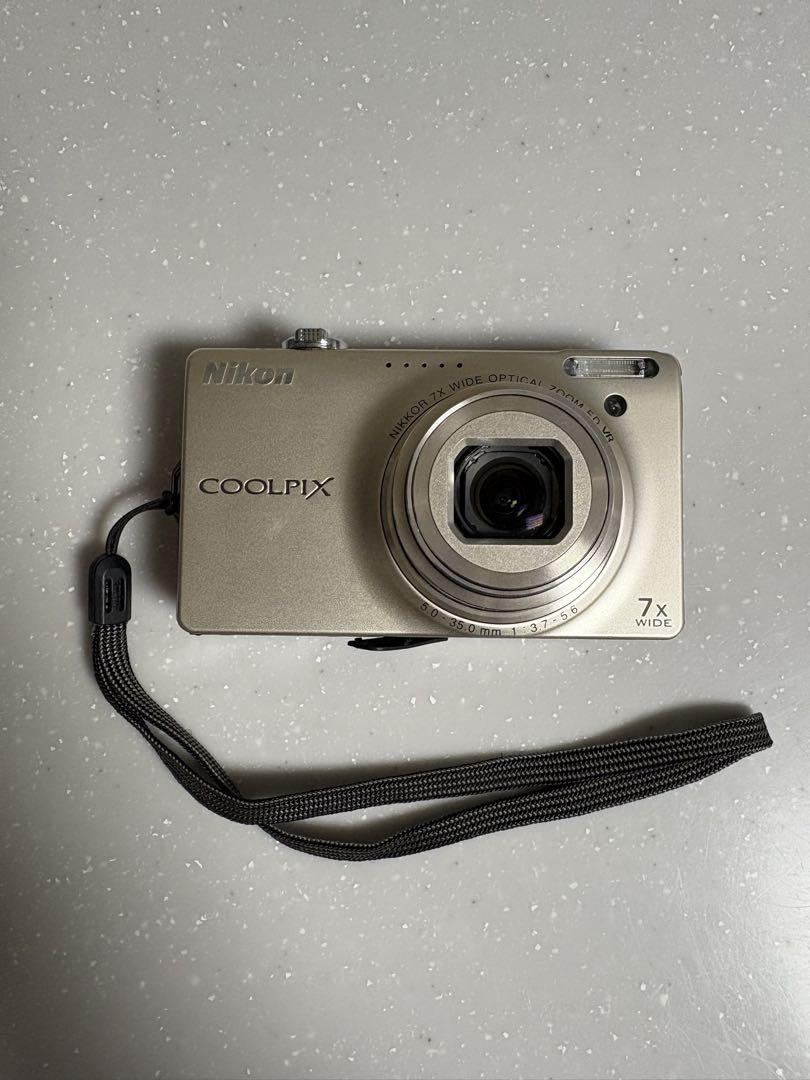 Nikon COOLPIX S6000 シャンパンシルバー