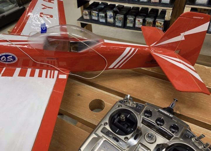 O.S. ENGINES搭載 エンジンRC ラジコン 飛行機 完成品フルセット