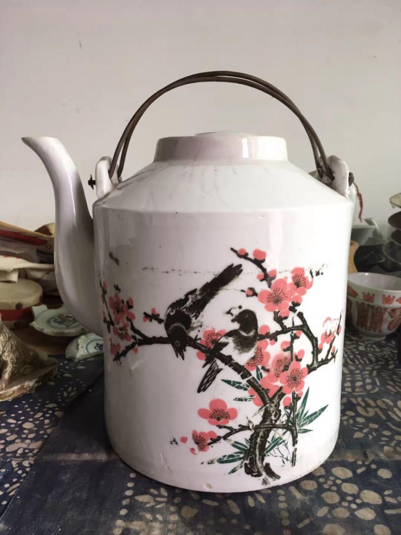 桜と鳥の絵柄 陶器ポット