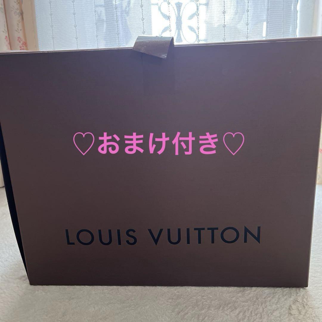 LOUIS VUITTON ショップ箱大きめ ♡おまけ♡ 紙袋4枚 - メルカリ