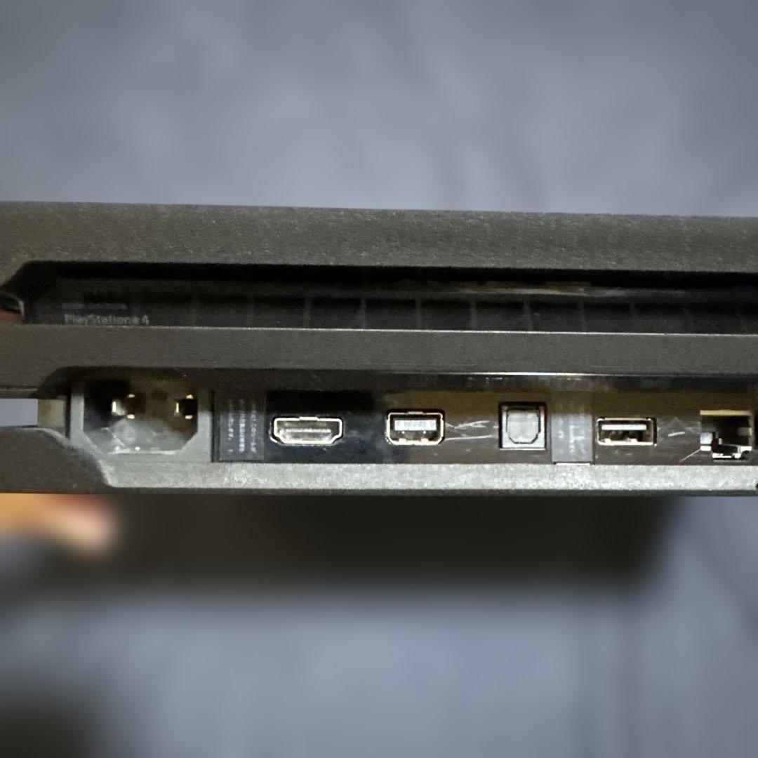 CUH-7000BPlayStation4