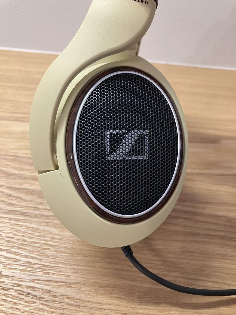 ゼンハイザー　SENNHEISER HD598